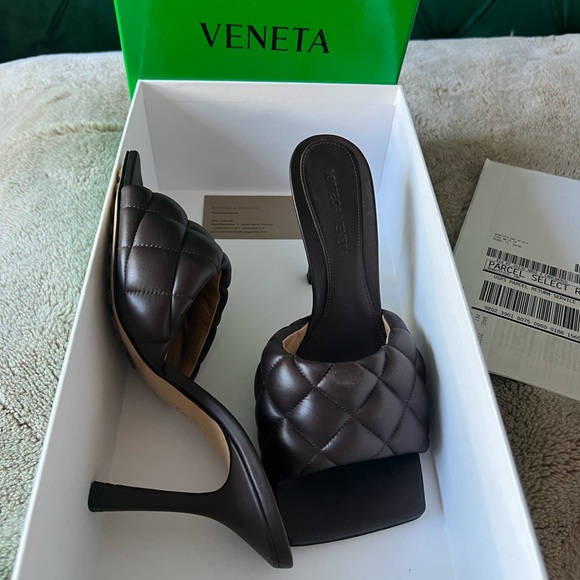 Bottega Veneta lido Quilted Leather Mules Dark brown size 37 IN BOX and DUST BAG - Picture 2 of 11